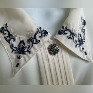 True Vintage 1980s Koret size 16 blouse - Silver Lotus